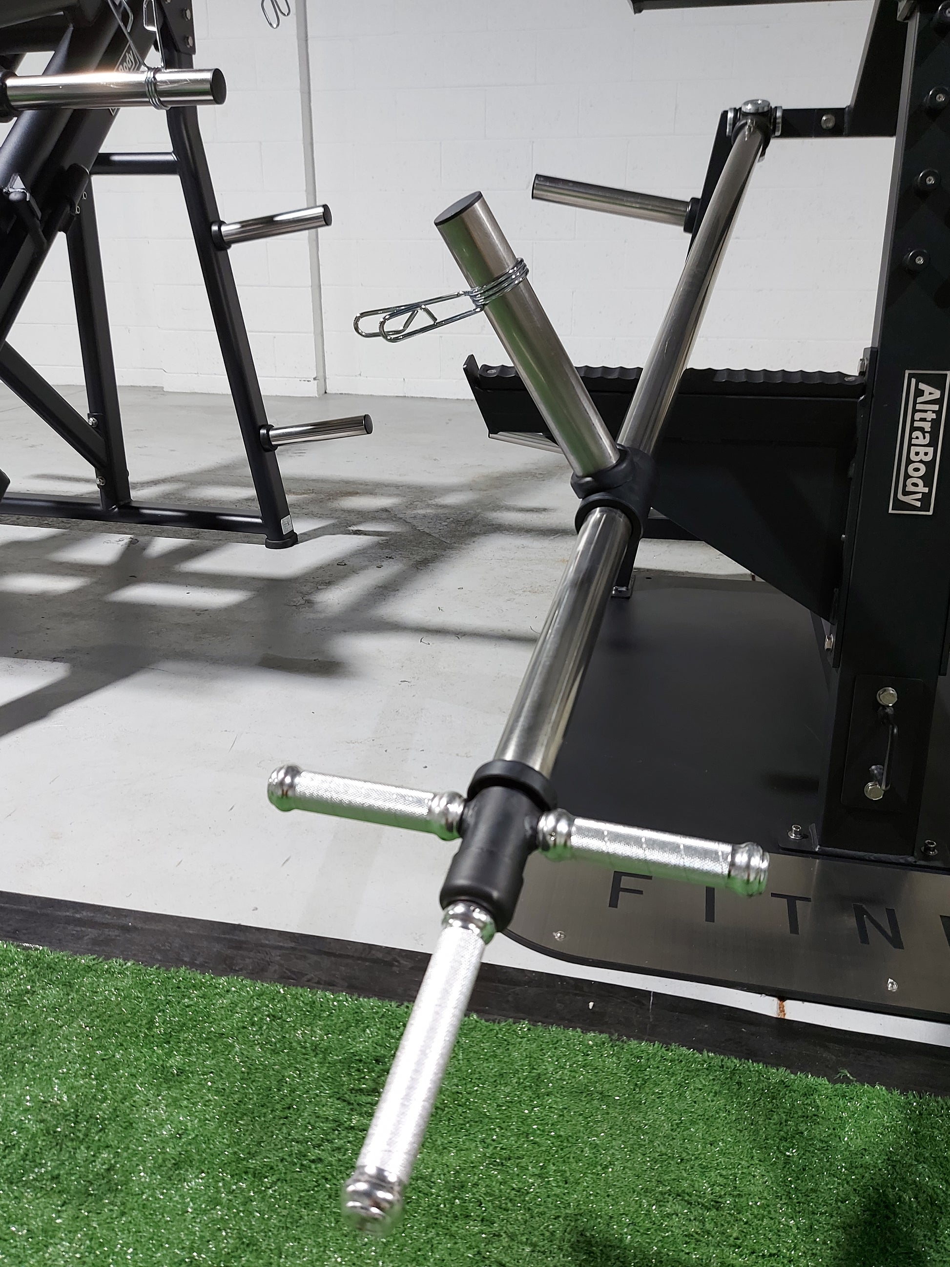 AltraBody-Plate-Loaded-Free-Trainer-6