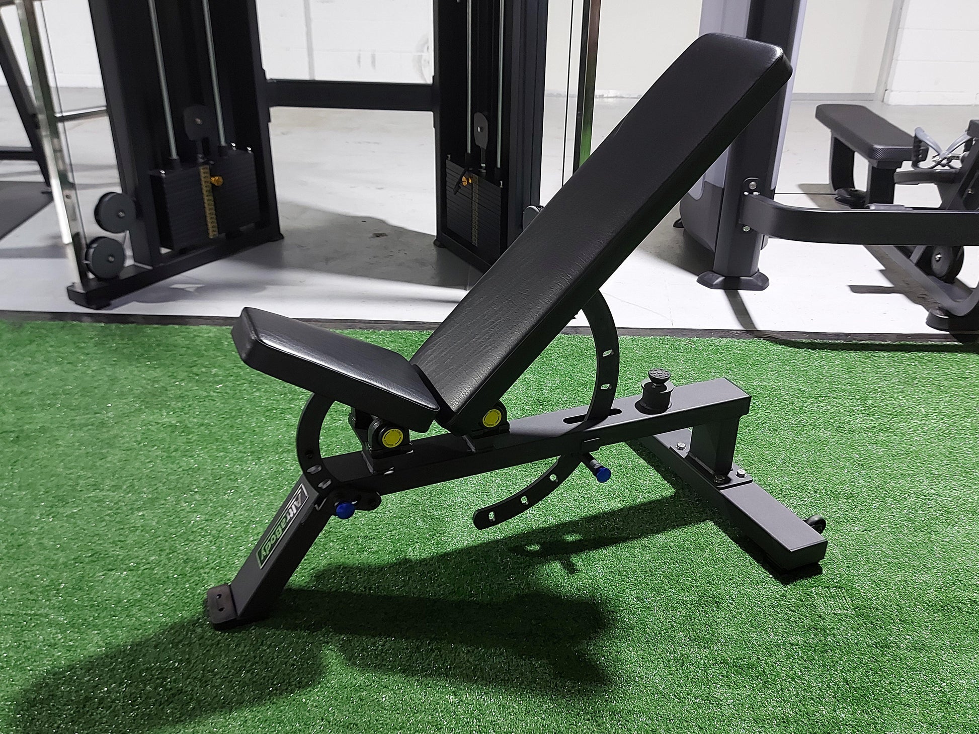 AltraBody-Commercial-Adjustable-Incline-Bench-3