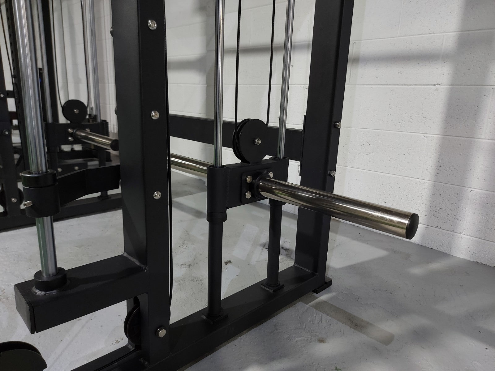 Altrabody-R3000-Multi-Functional-All-In-One-Trainer-11